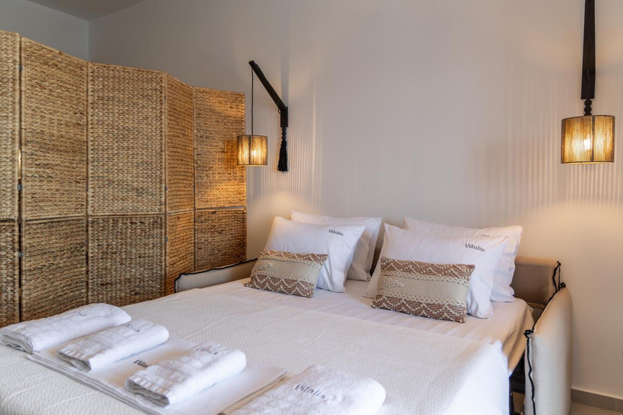 Vitalis Residences - Haven Suites Adamantas  Dış mekan fotoğraf