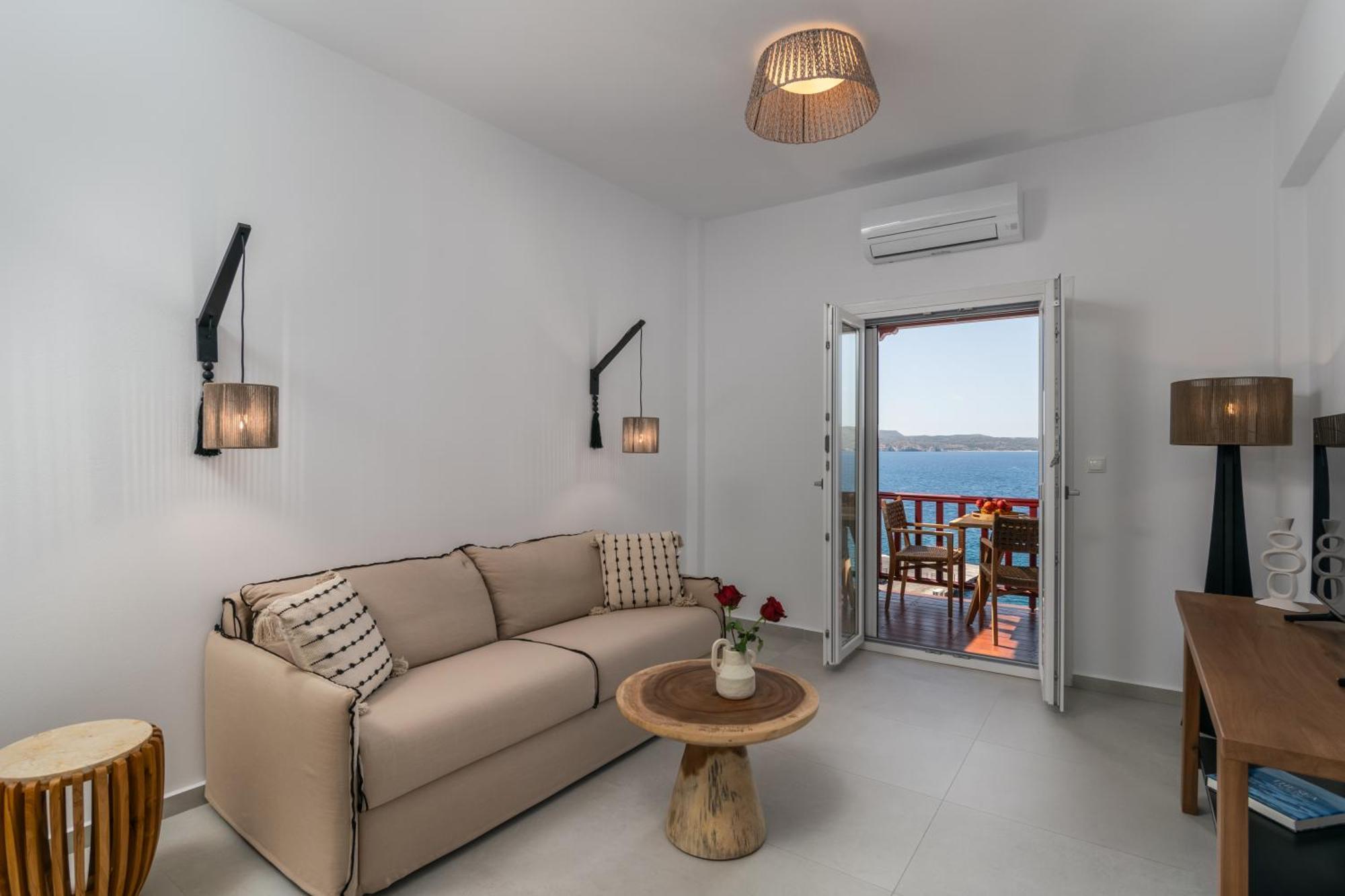 Vitalis Residences - Haven Suites Adamantas  Dış mekan fotoğraf