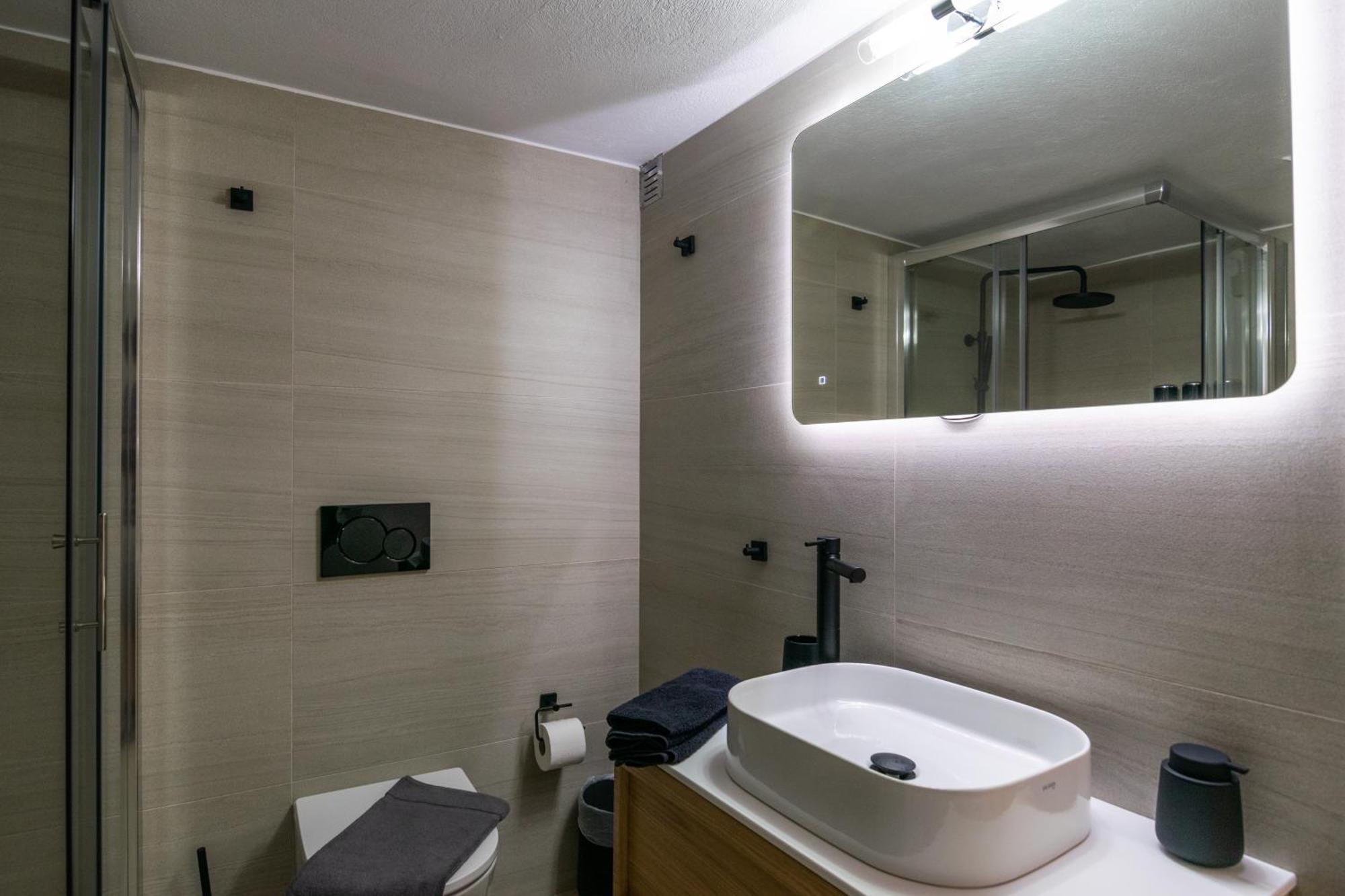Vitalis Residences - Haven Suites Adamantas  Dış mekan fotoğraf